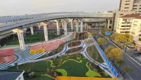 上海女子半马今天开跑，这份“绿色半马”攻略可收藏→