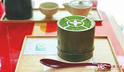 京都景点推荐中村藤吉宇治本店限定的「丸十」抹茶圣代照片