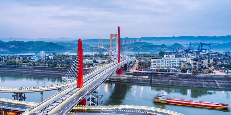 中国湖北宜昌至喜长江大桥清晨风光图片下载