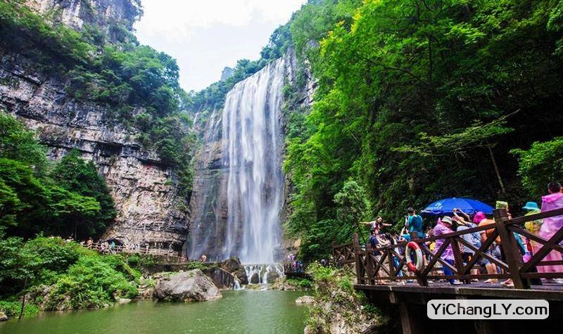 三峡大瀑布