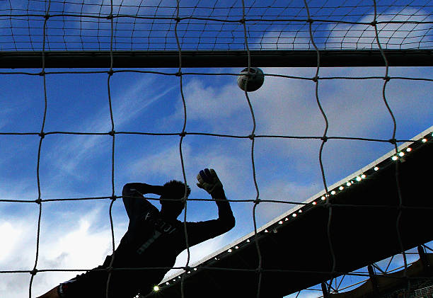 欧冠战术分析：阿森纳的高位逼抢能否奏效？