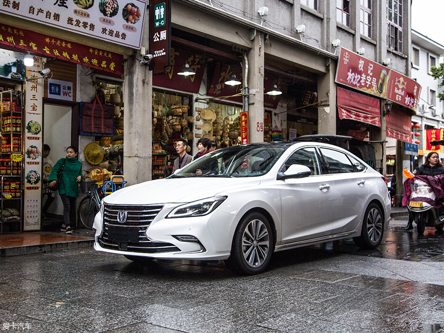 长安乘用车2018款睿骋CC