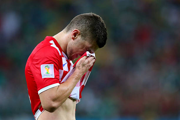 零基础学会弧线任意球！5分钟掌握贝克汉姆式踢法