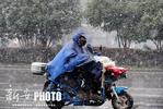 安徽江淮之间南部和江南有小雨转雨夹雪或小雪 局地中雪