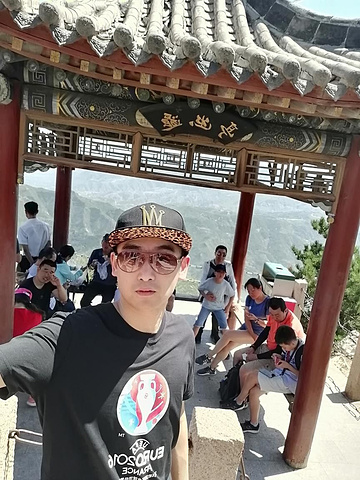 "恒山是五岳中的北岳是道教圣地，不愿爬山的也可坐索道，其实索道根本没有必要。山顶的景色还是要欣赏的_恒山"的评论图片