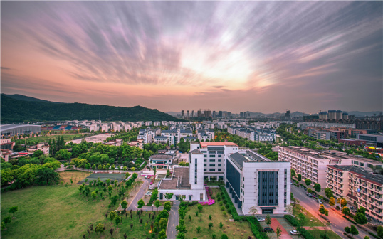 苏州科技大学