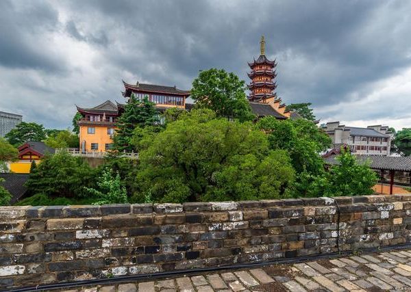 南京的旅游景点有哪些最出名（南京的旅游景点有哪些最出名的）-第2张图片-速度之风号